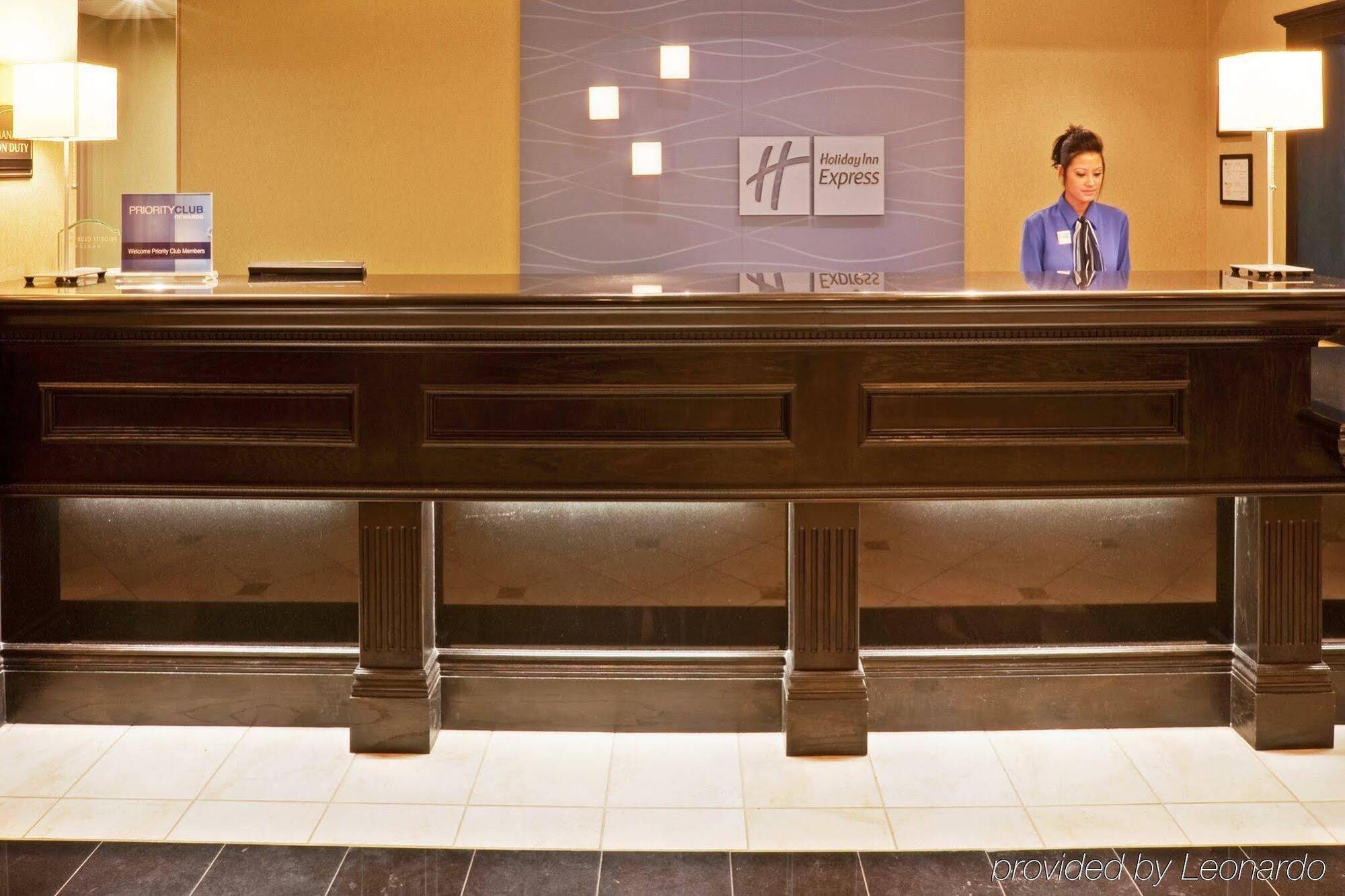 Holiday Inn Express Hotel & Suites Durant By Ihg Exterior photo